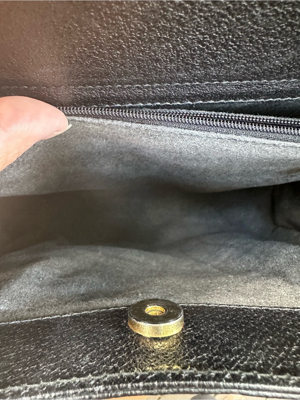 Gucci Diana Bamboo Handbag - Picture 12 of 14